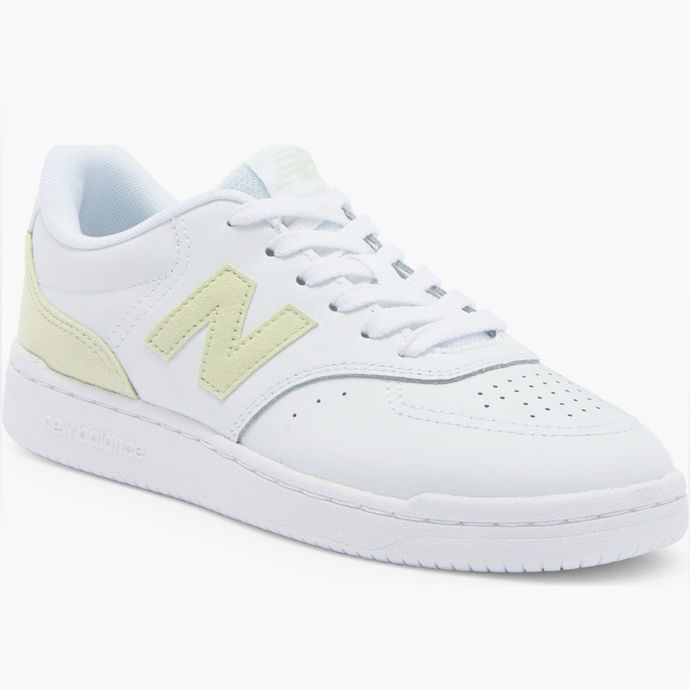 BNIB. New Balance Women’s Leather Sneakers, Size 6.5
